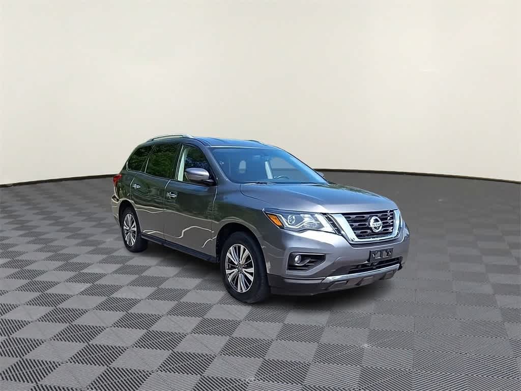 Thumbnail: 2020 Nissan Pathfinder - 2