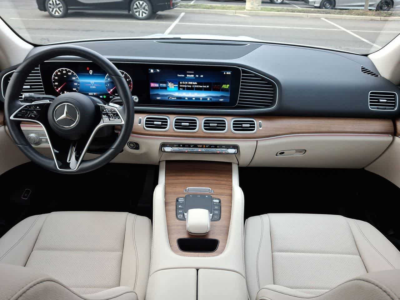 Thumbnail: 2025 Mercedes-Benz GLE - 10