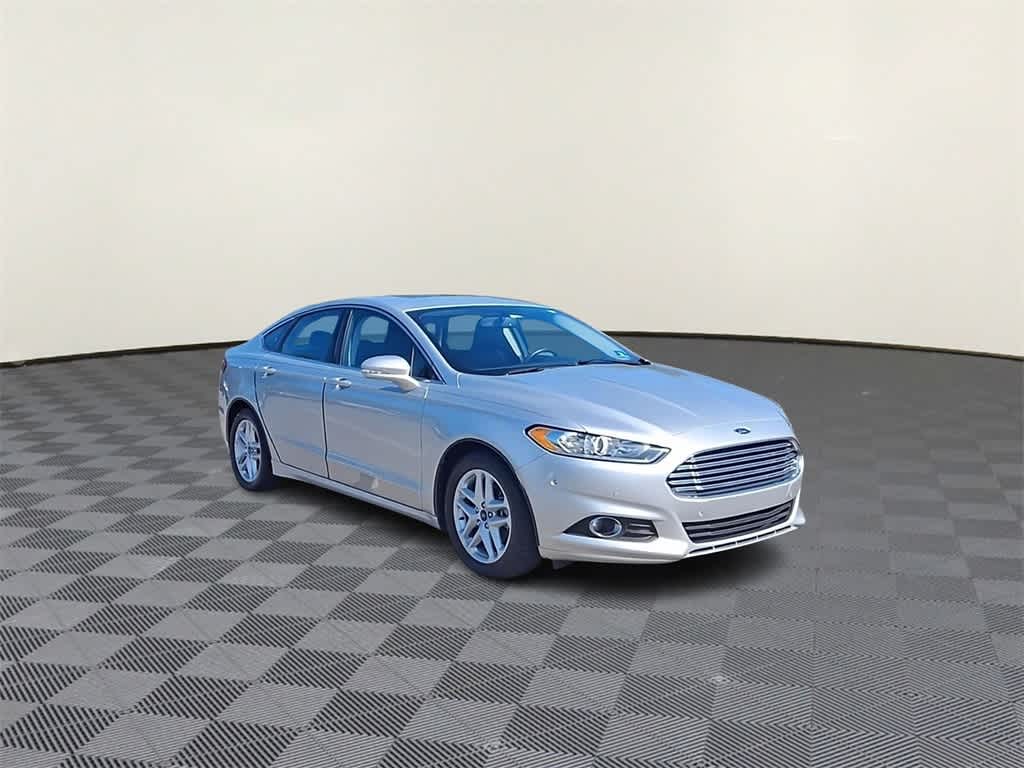 Thumbnail: 2015 Ford Fusion - 2