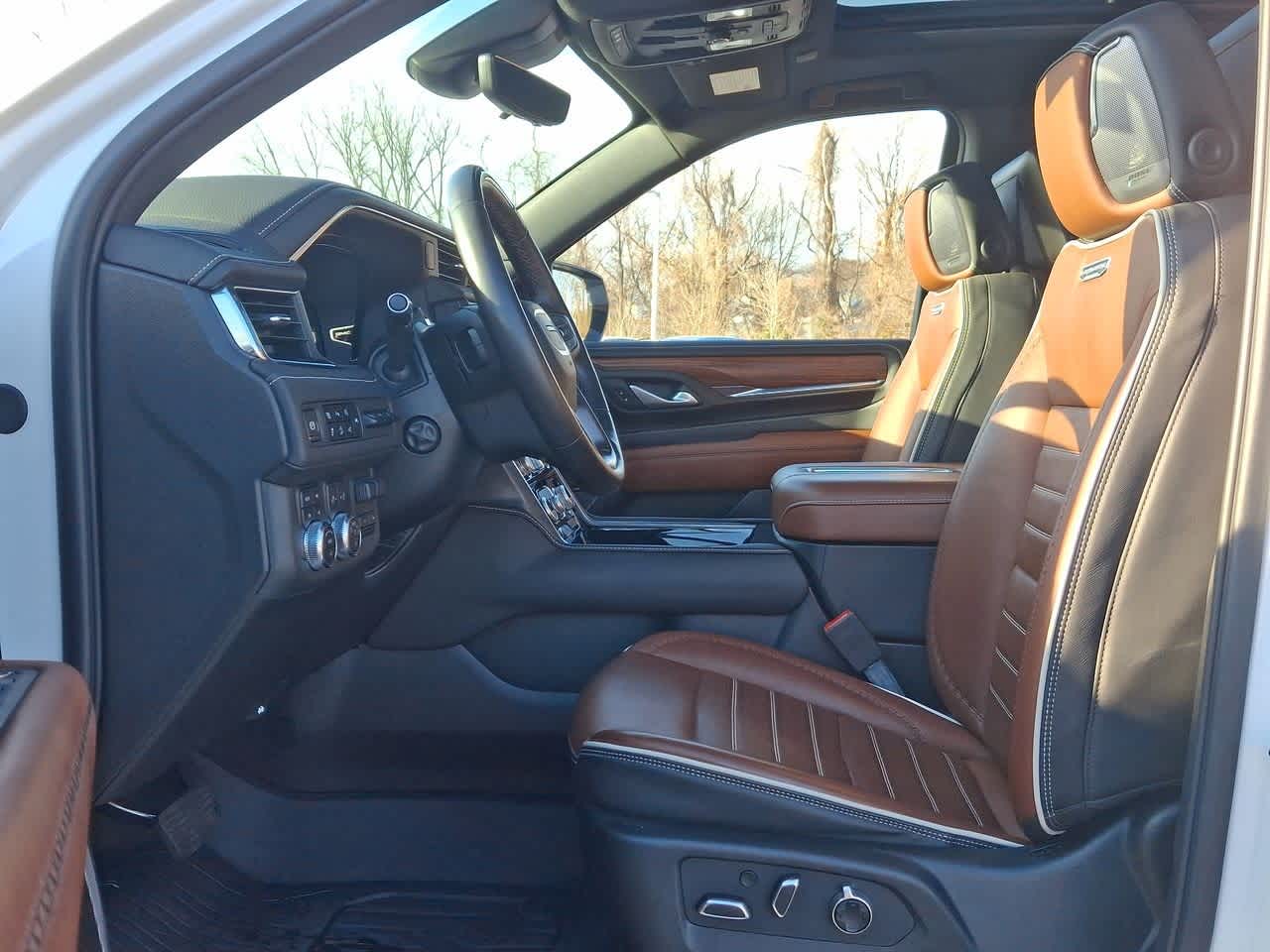 Thumbnail: 2024 GMC Yukon - 17