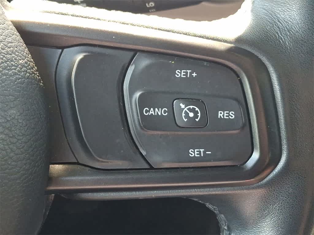 Thumbnail: 2019 Jeep Wrangler - 24