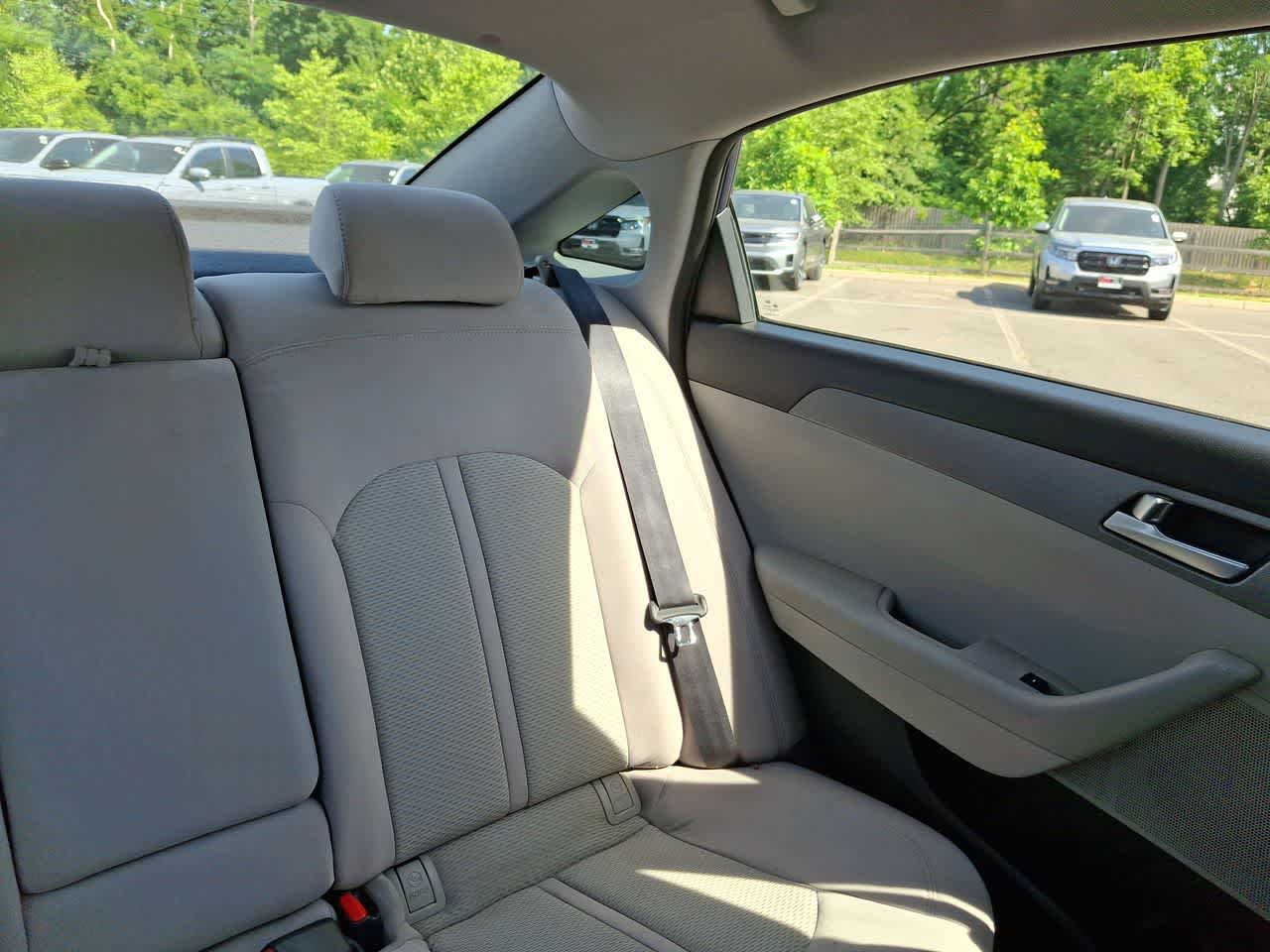 Thumbnail: 2016 Hyundai Sonata - 14