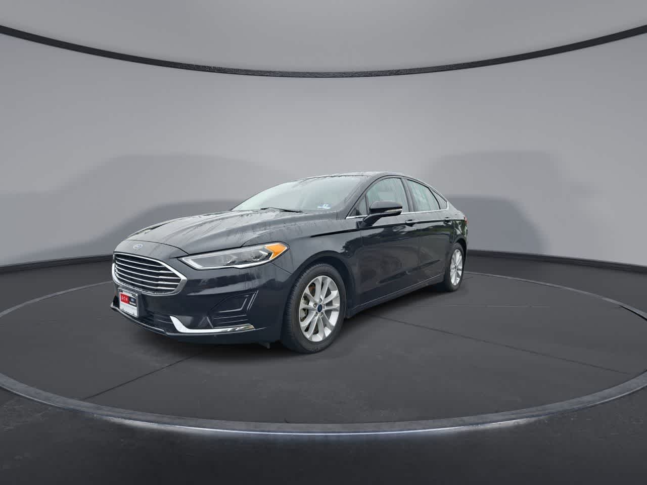 Thumbnail: 2020 Ford Fusion - 4