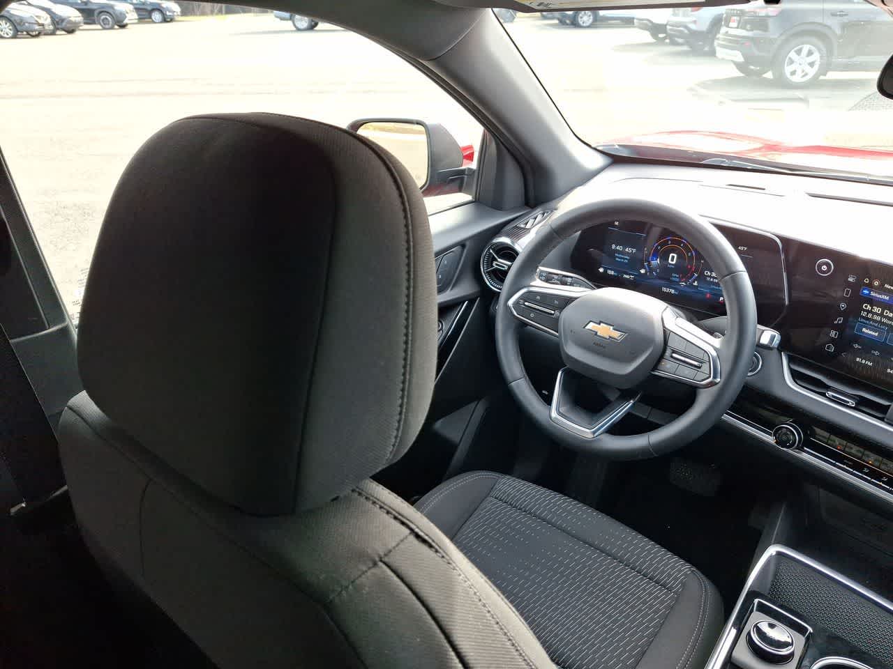 Thumbnail: 2026 Chevrolet Equinox - 15