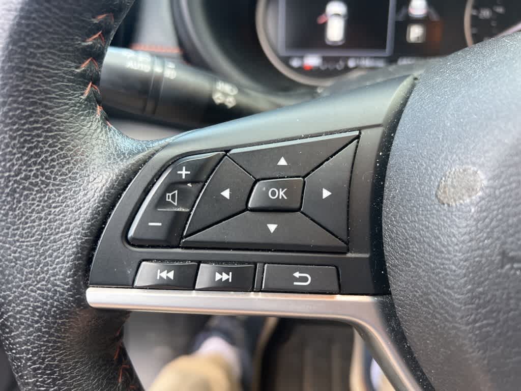 Thumbnail: 2019 Nissan Kicks - 16