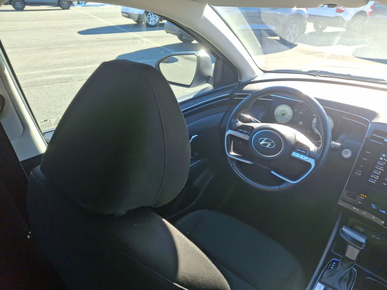 Thumbnail: 2022 Hyundai Tucson - 15