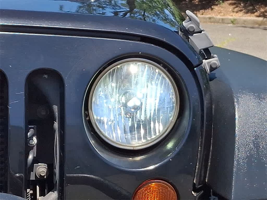 Thumbnail: 2013 Jeep Wrangler - 23