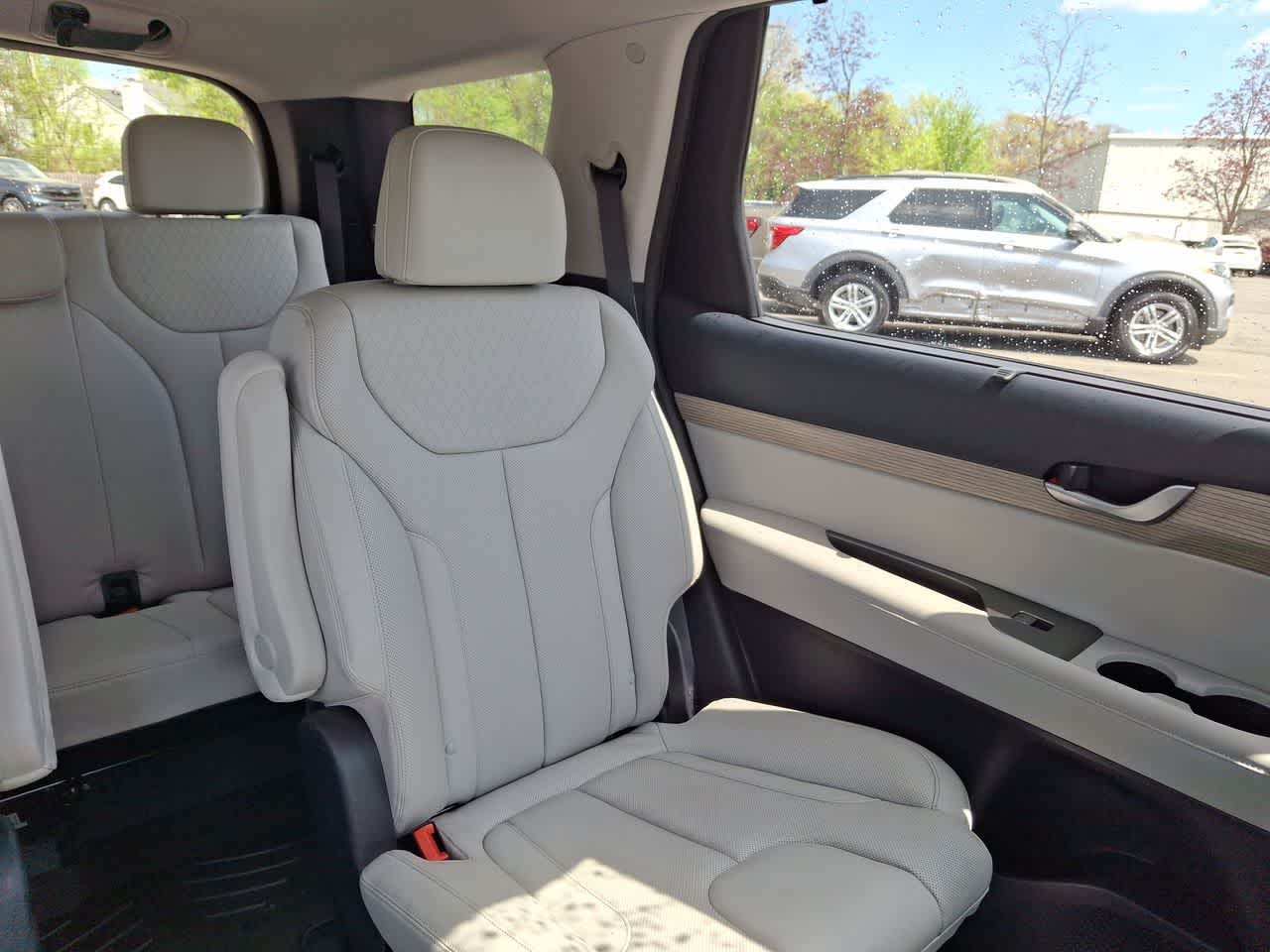 Thumbnail: 2022 Hyundai Palisade - 14