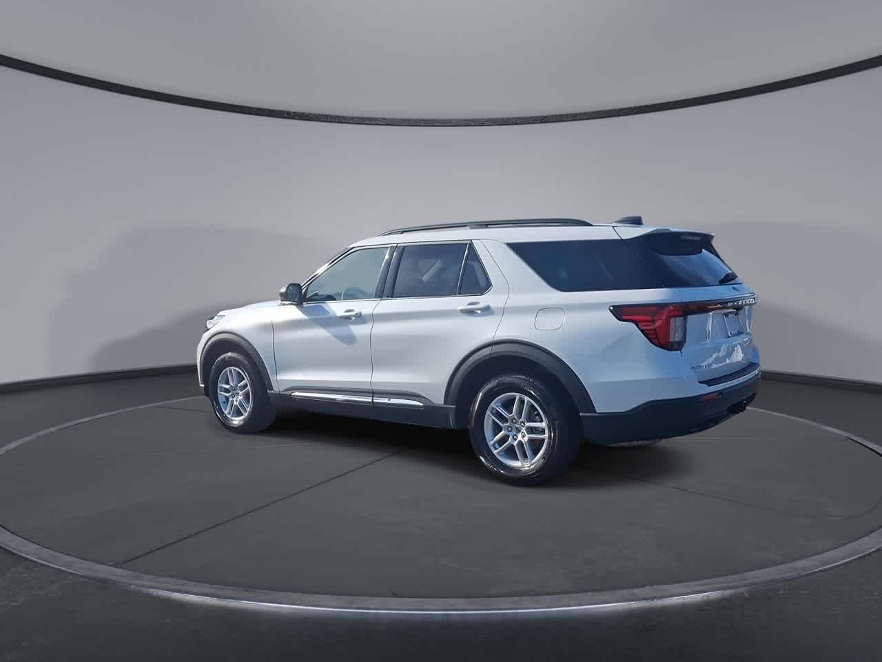 Thumbnail: 2025 Ford Explorer - 6