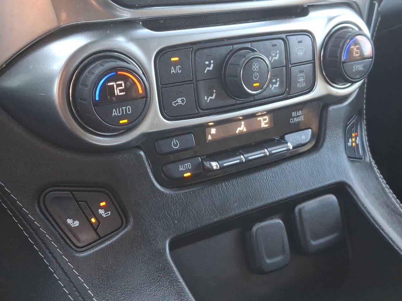 Thumbnail: 2020 Chevrolet Suburban - 25