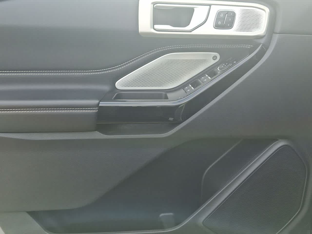 Thumbnail: 2023 Ford Explorer - 16