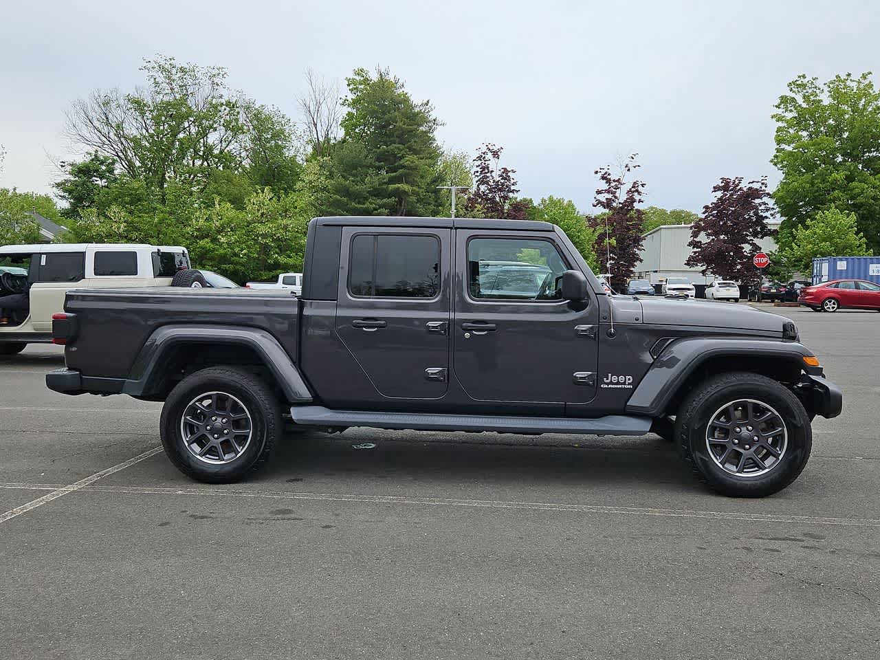 Thumbnail: 2020 Jeep Gladiator - 32