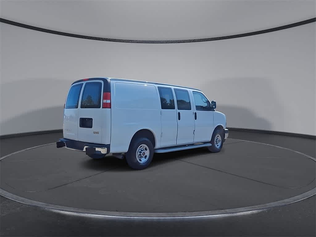 Thumbnail: 2023 GMC Savana - 8