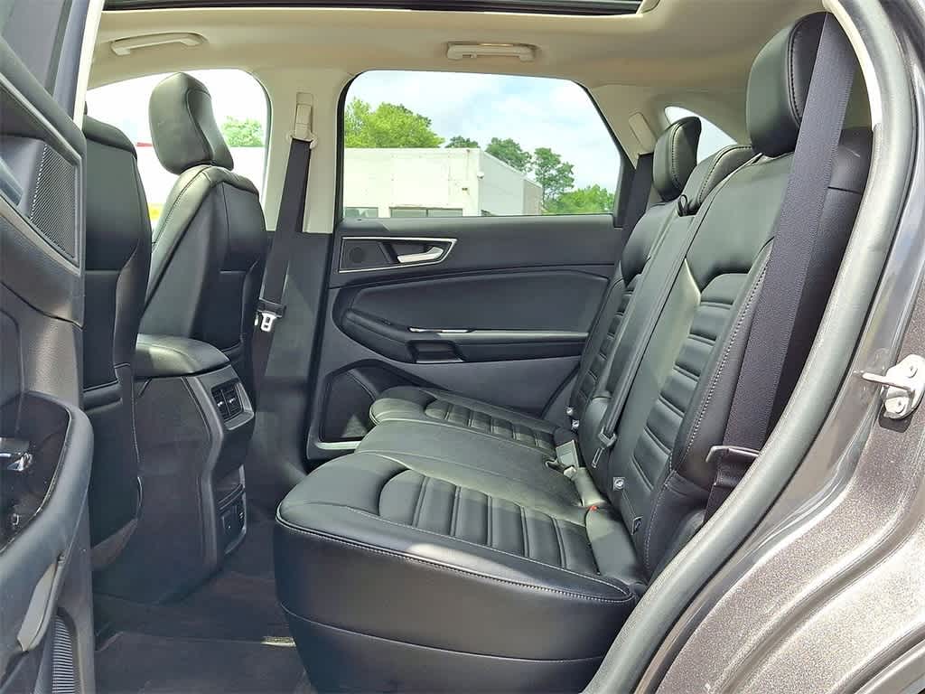 Thumbnail: 2020 Ford Edge - 20