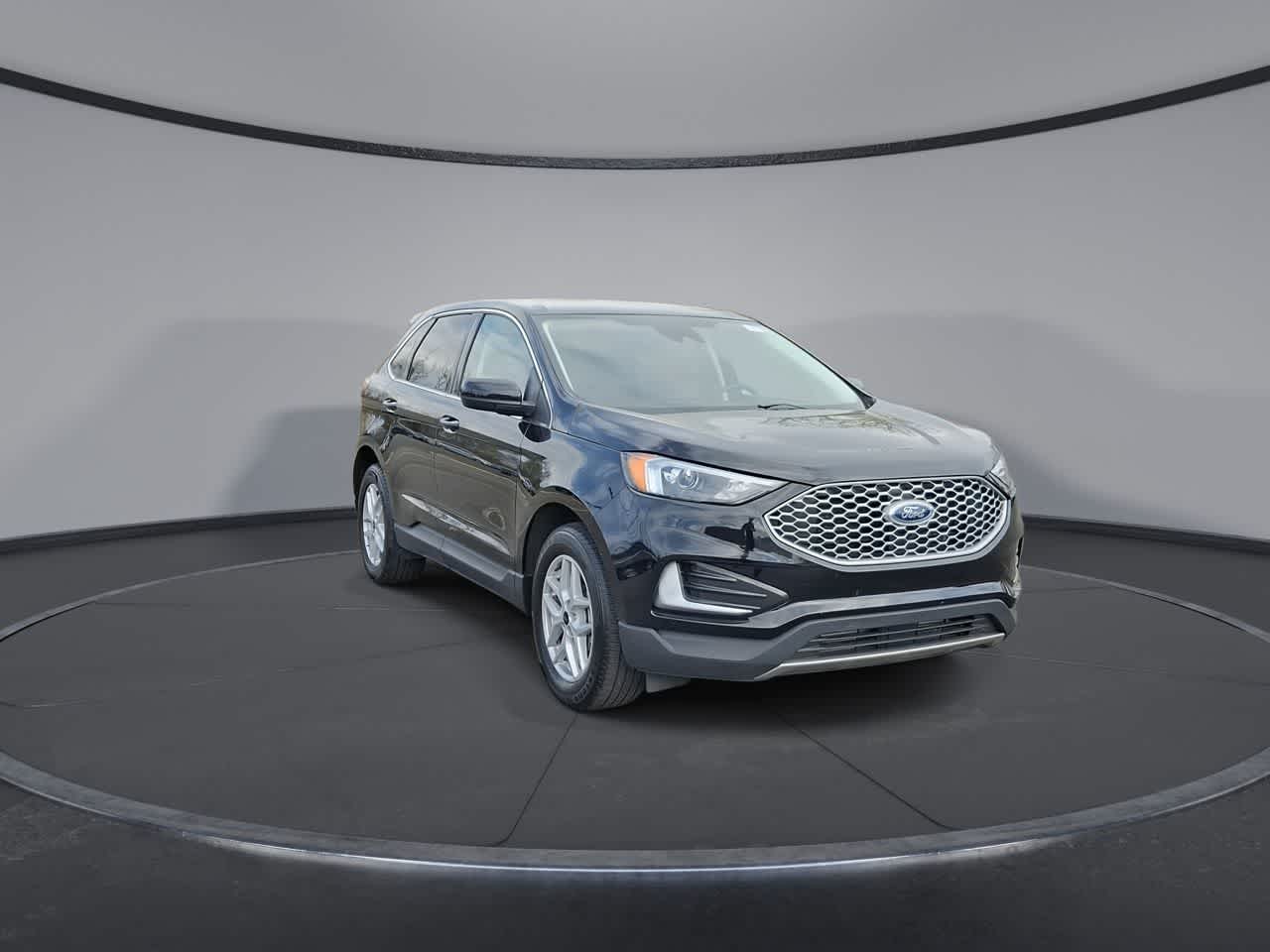 Thumbnail: 2024 Ford Edge - 2