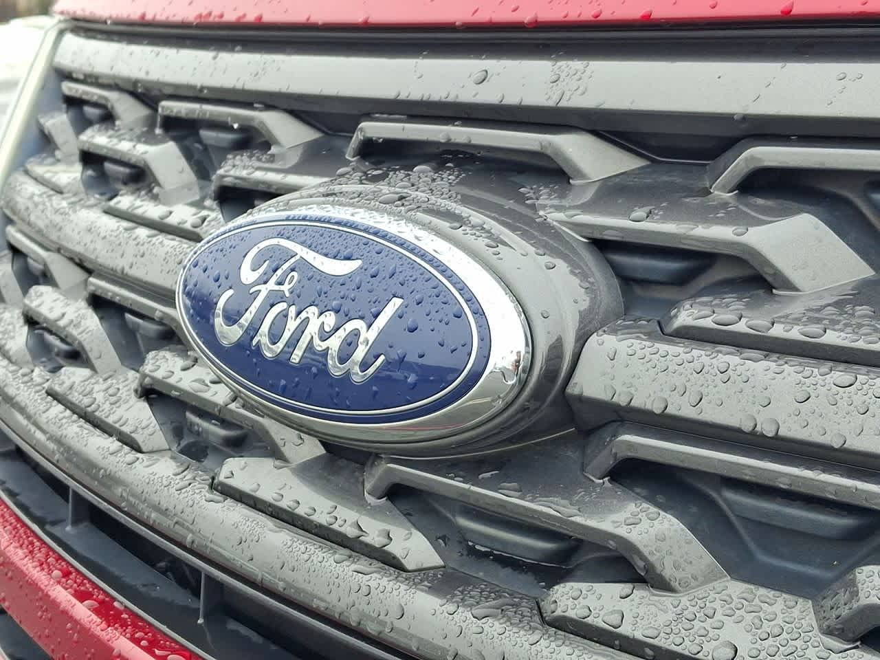 Thumbnail: 2018 Ford Explorer - 28