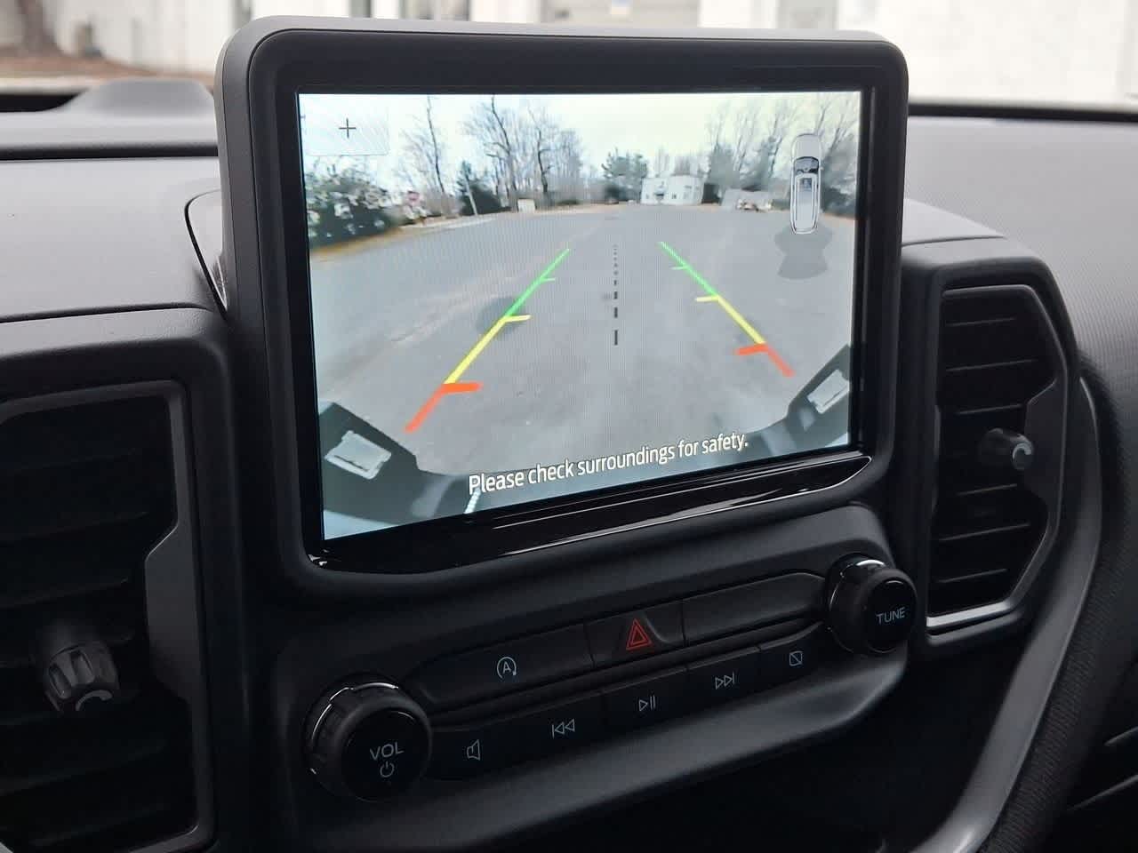 Thumbnail: 2022 Ford Bronco Sport - 21