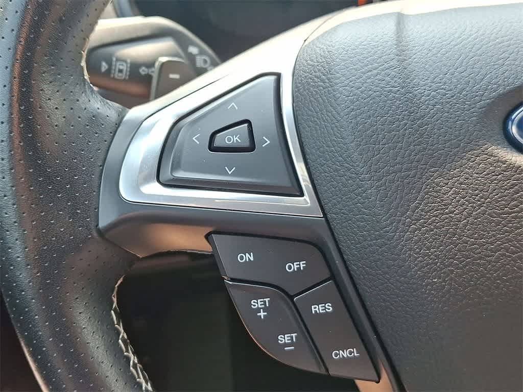 Thumbnail: 2023 Ford Edge - 23