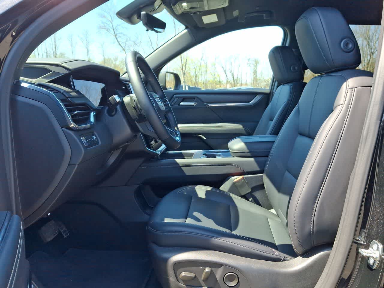 Thumbnail: 2026 GMC Acadia - 17