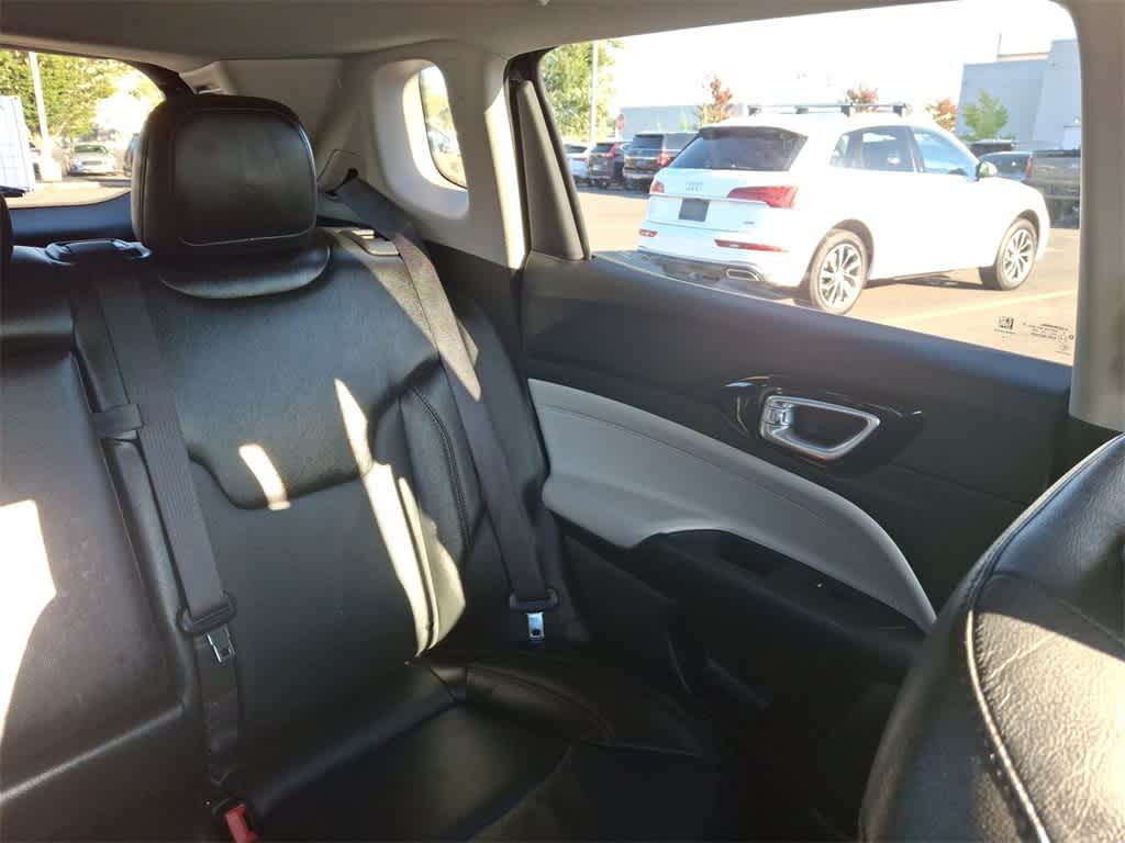 Thumbnail: 2022 Jeep Compass - 14