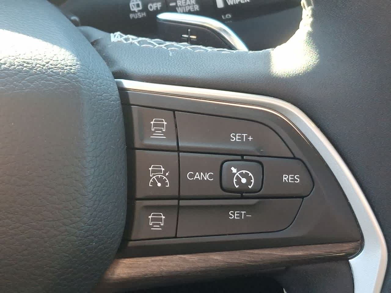 Thumbnail: 2024 Jeep Grand Cherokee - 24