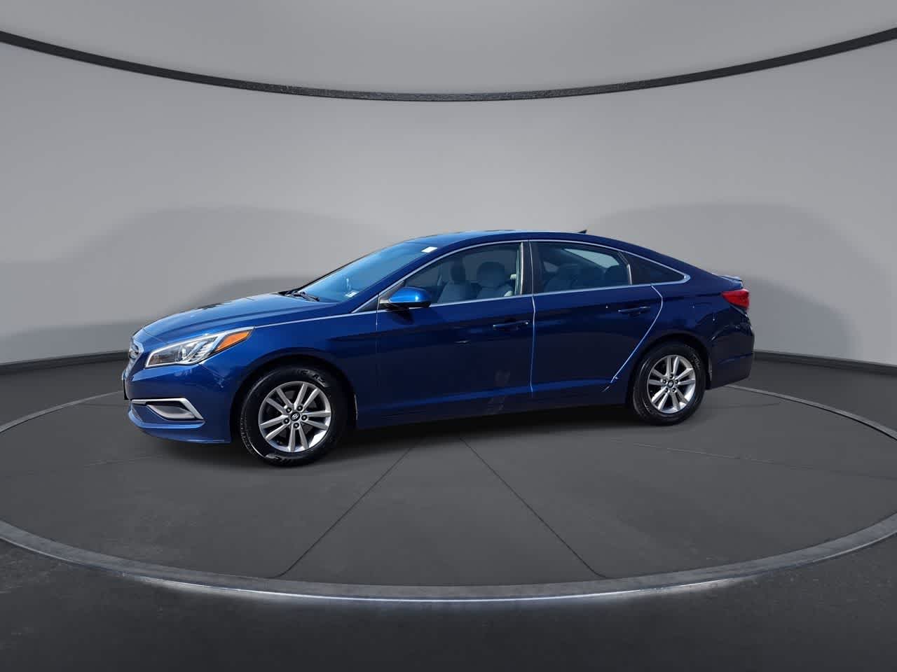 Thumbnail: 2016 Hyundai Sonata - 4