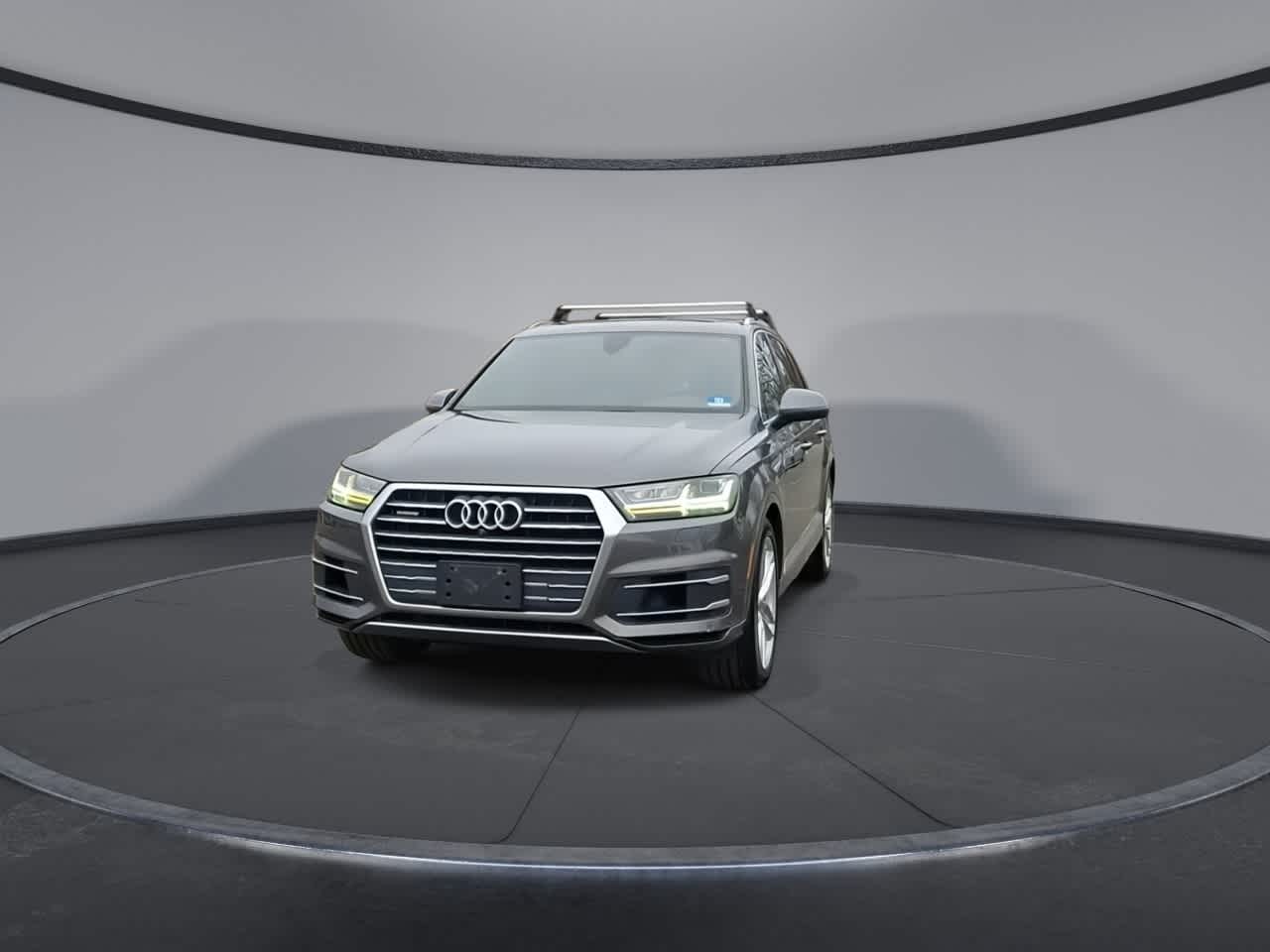 Thumbnail: 2018 Audi Q7 - 3