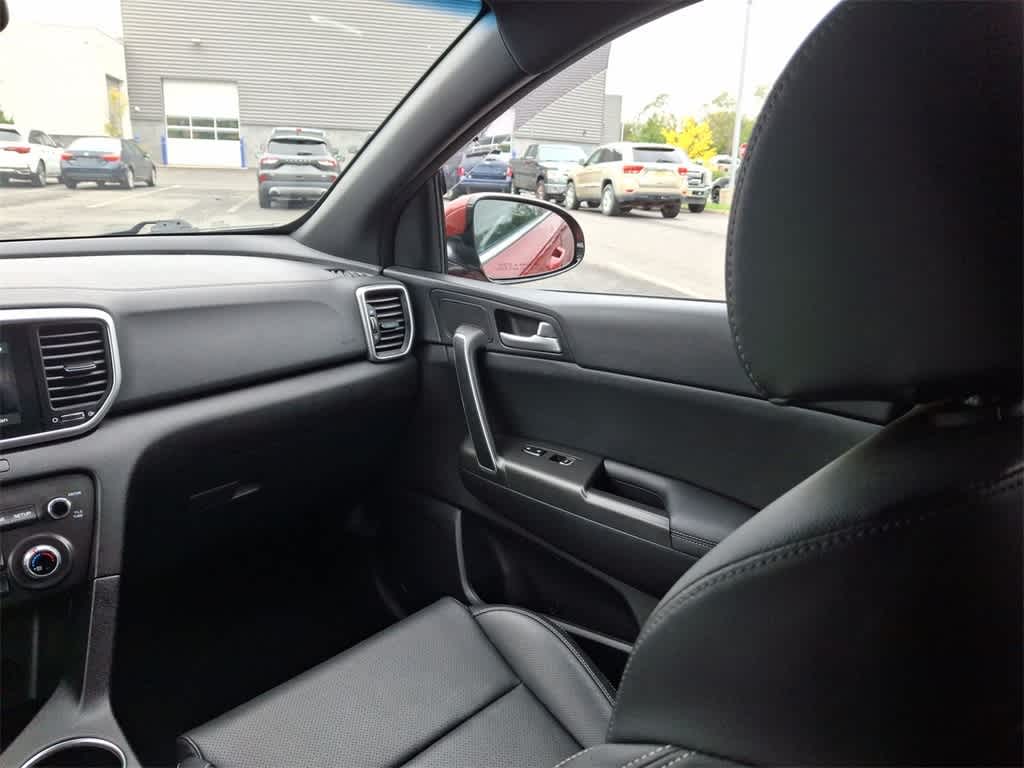 Thumbnail: 2020 Kia Sportage - 11