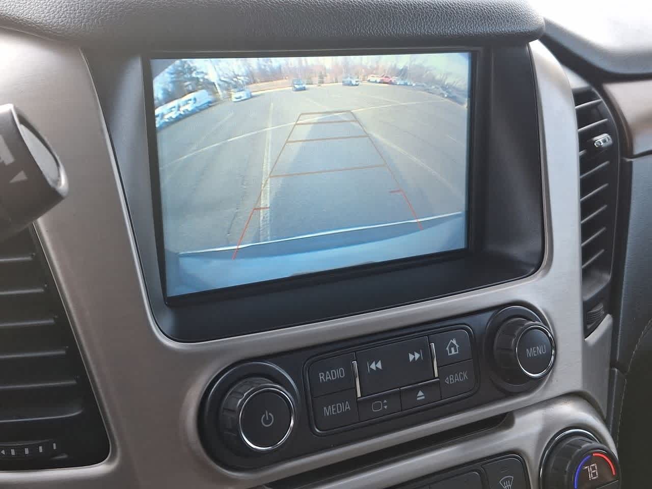 Thumbnail: 2020 GMC Yukon XL - 21