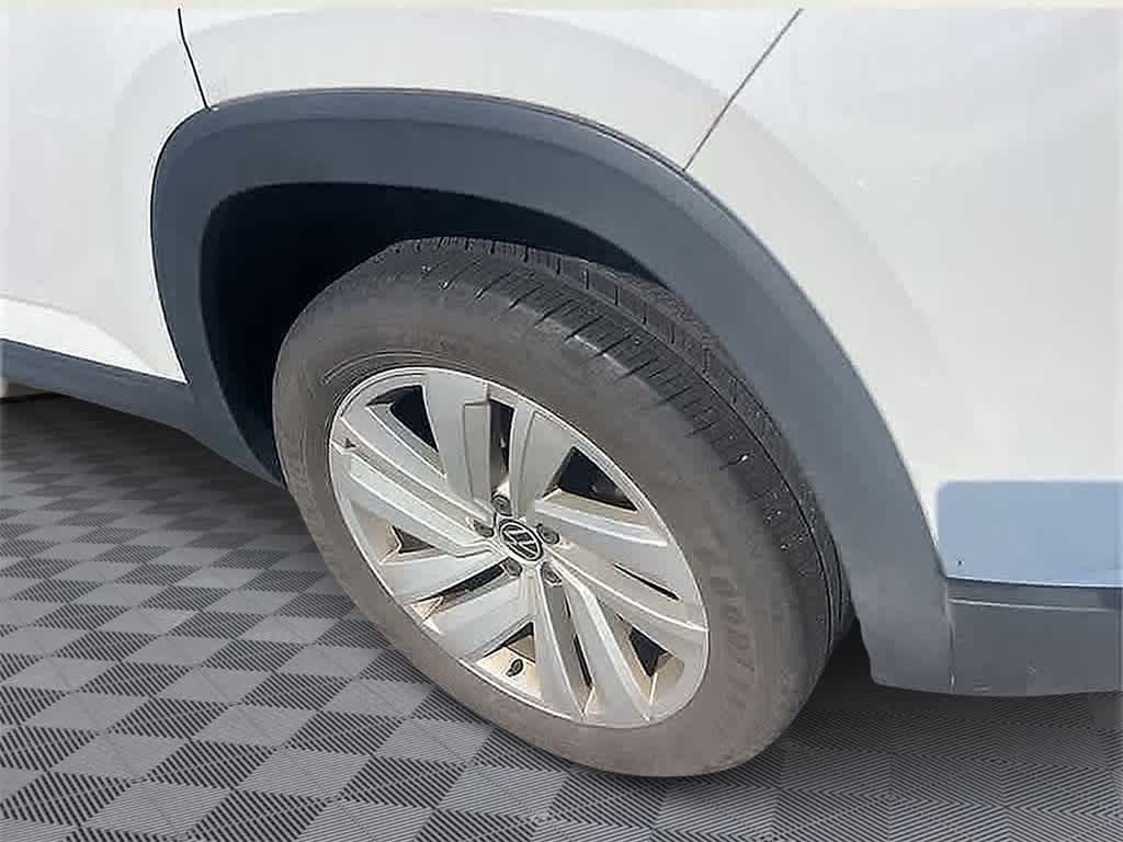 Thumbnail: 2021 Volkswagen Atlas - 6