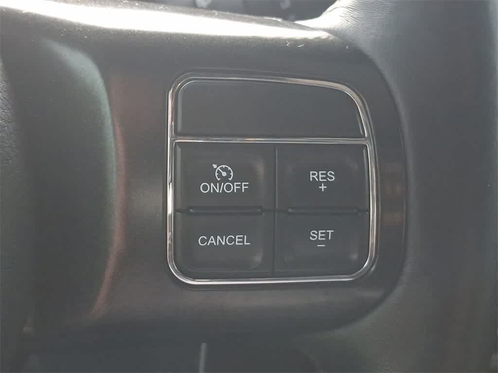 Thumbnail: 2017 Jeep Wrangler - 23