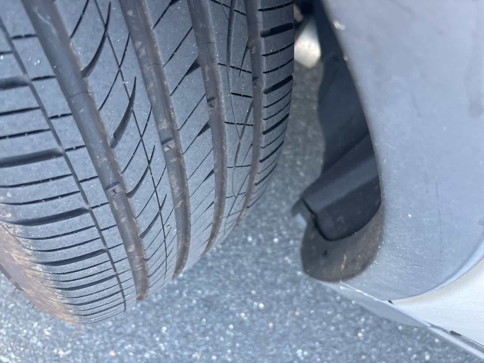 Thumbnail: 2014 Ford Explorer - 3