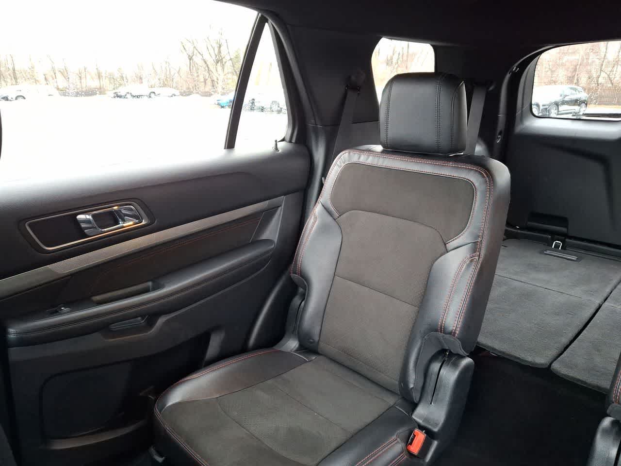 Thumbnail: 2018 Ford Explorer - 12