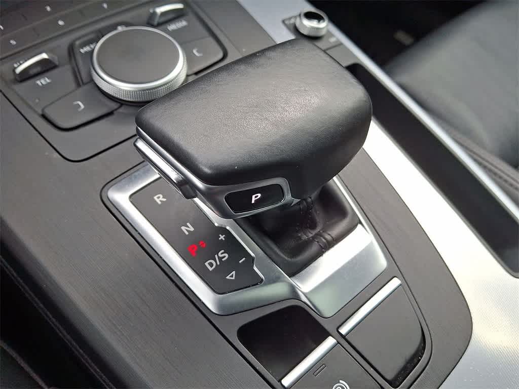2020 Audi Q5  12
