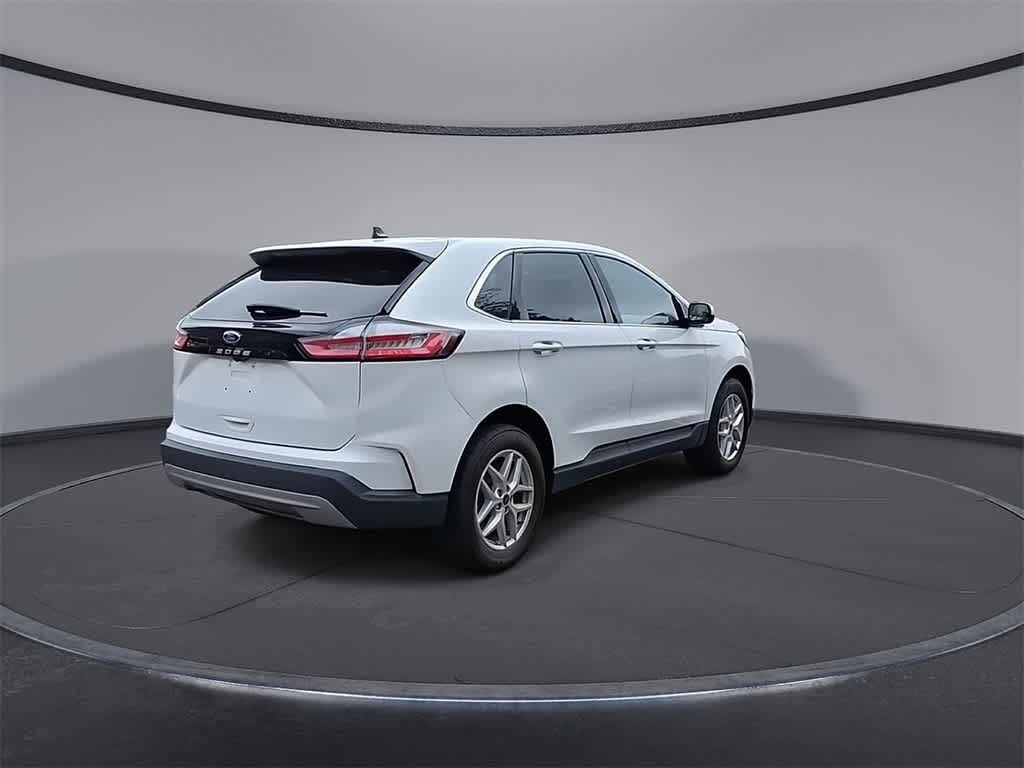 Thumbnail: 2024 Ford Edge - 8