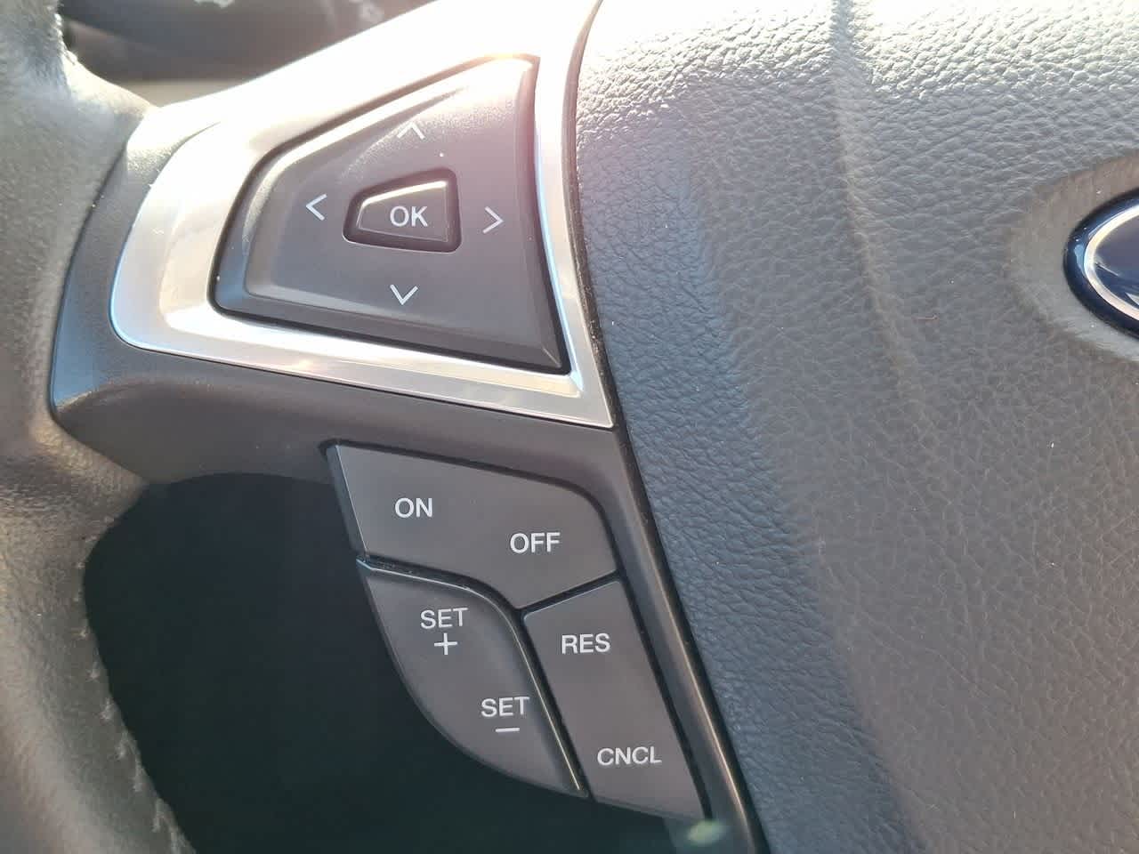 Thumbnail: 2013 Ford Fusion - 22