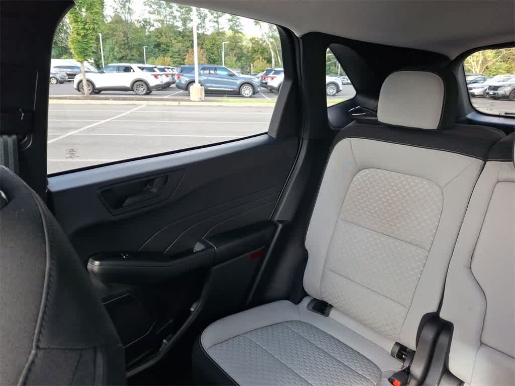 Thumbnail: 2023 Ford Escape - 12