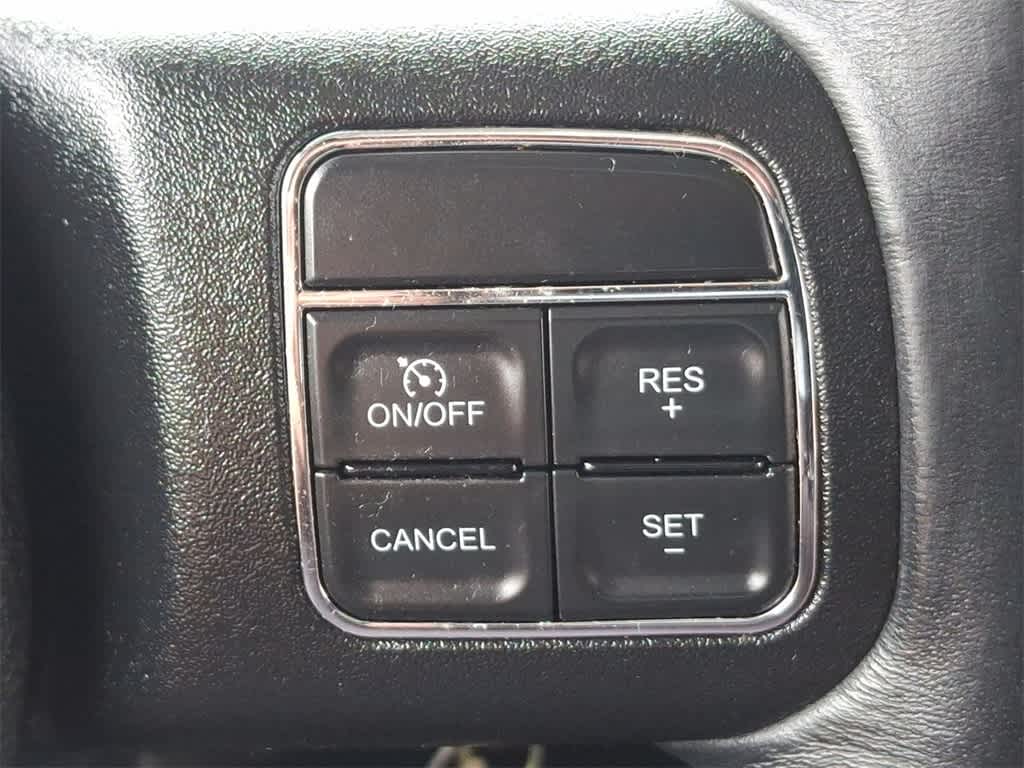 Thumbnail: 2014 Jeep Wrangler - 23