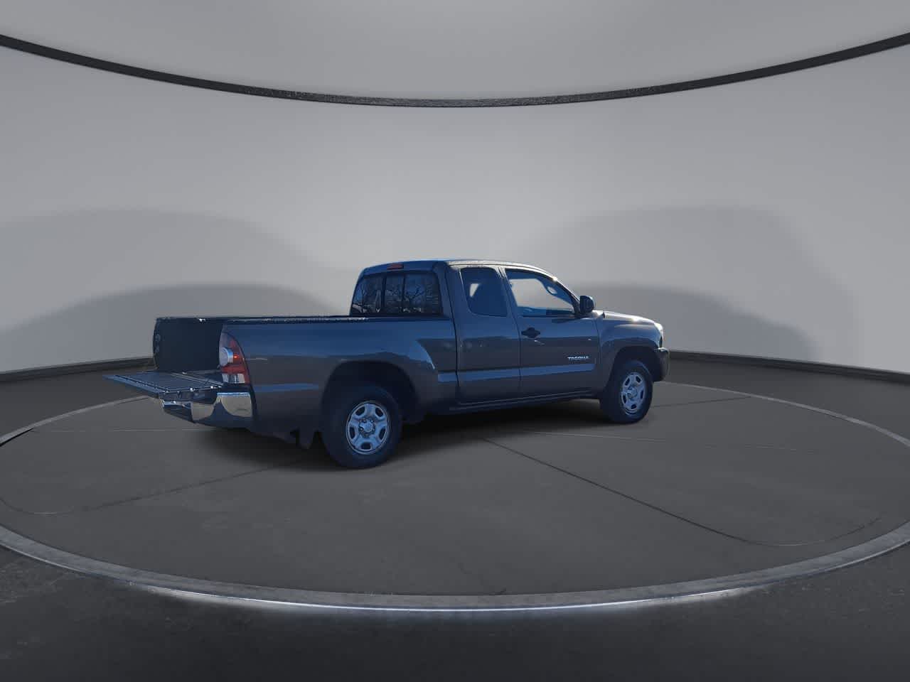 Thumbnail: 2013 Toyota Tacoma - 8