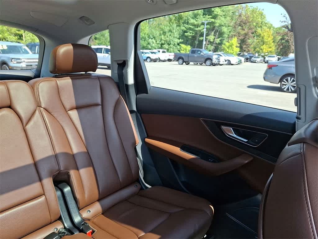 Thumbnail: 2019 Audi Q7 - 14