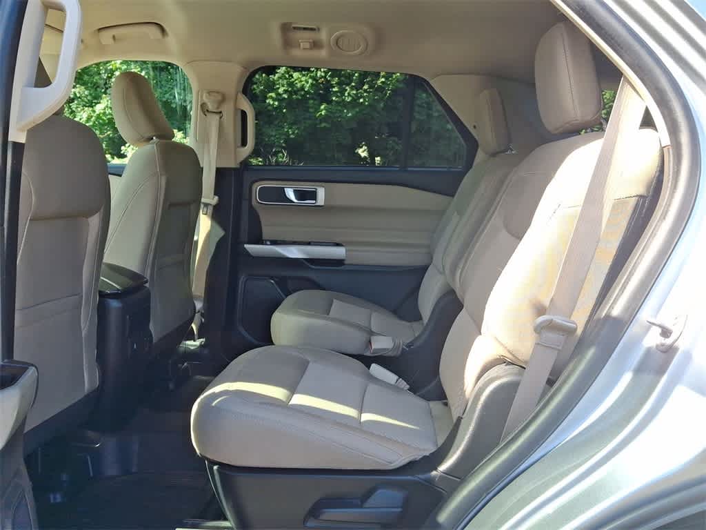 Thumbnail: 2022 Ford Explorer - 26