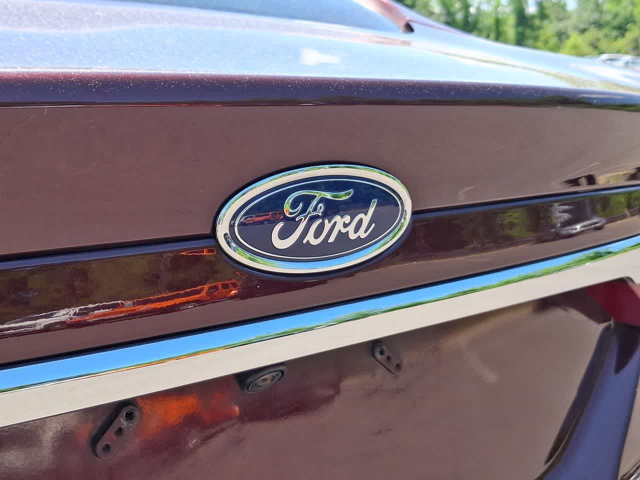 Thumbnail: 2017 Ford Fusion - 28