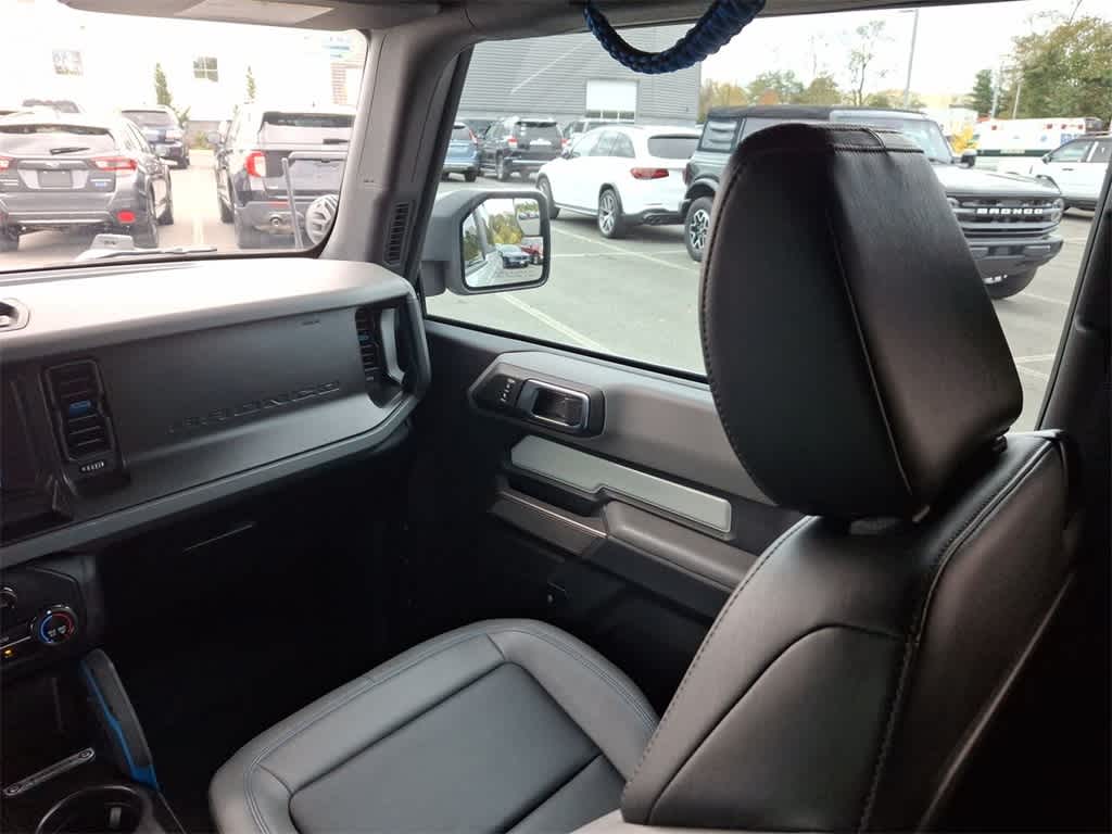 Thumbnail: 2021 Ford Bronco - 11