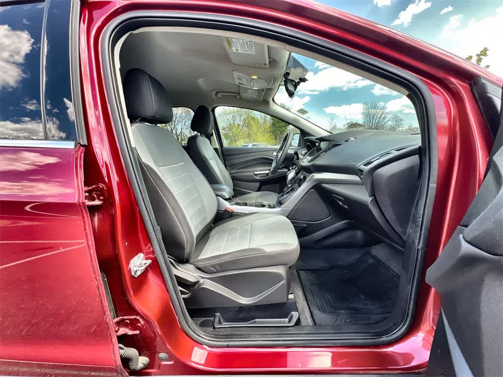 2015 Ford Escape SE 14