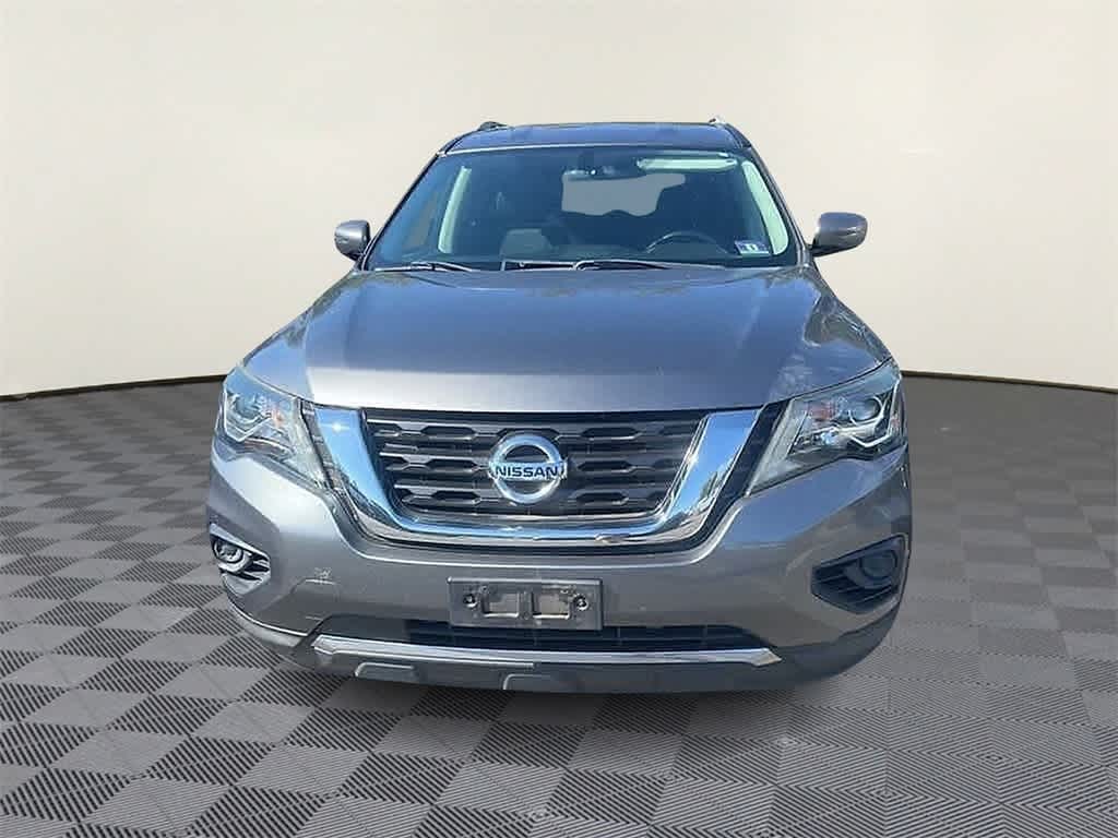 Thumbnail: 2017 Nissan Pathfinder - 2