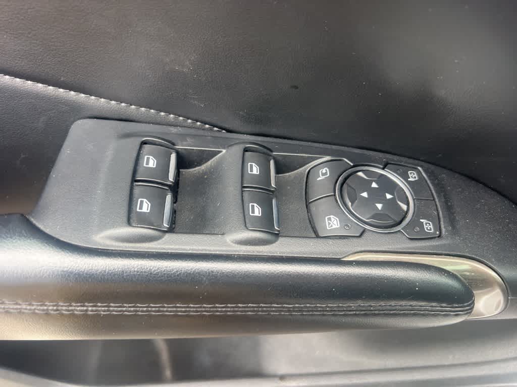 Thumbnail: 2016 Lincoln MKC - 12