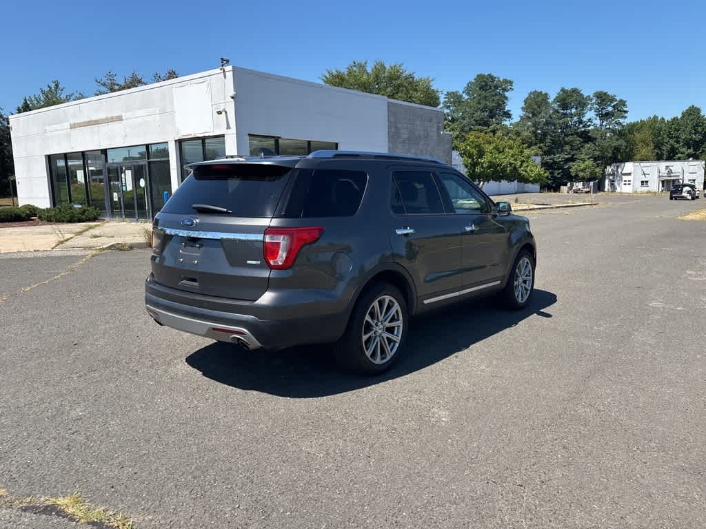 Thumbnail: 2017 Ford Explorer - 14