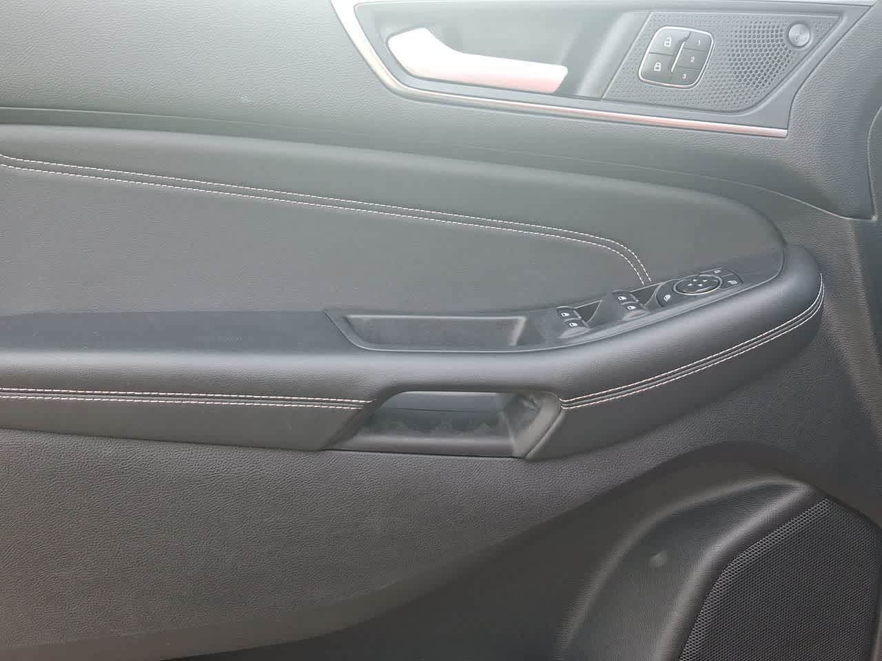 Thumbnail: 2024 Ford Edge - 16