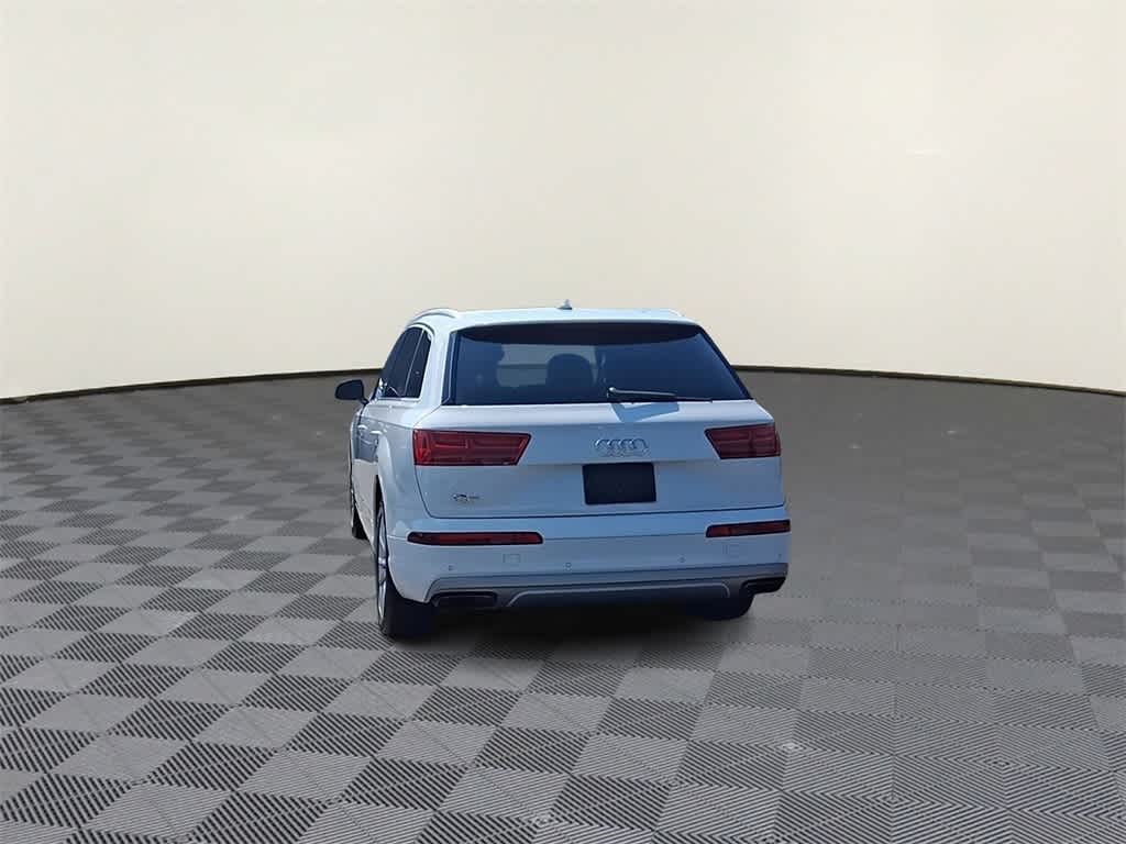 Thumbnail: 2019 Audi Q7 - 7