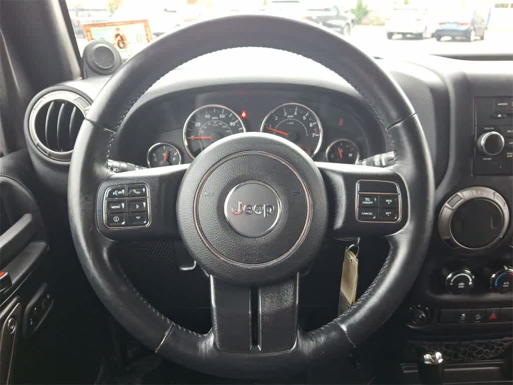 Thumbnail: 2014 Jeep Wrangler - 21